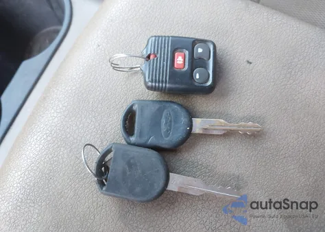 2004 Ford F-150 Lariat/Xlt из США, поврежденный, VIN 1FTPW125X4KD40990